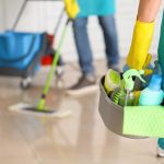 Od czego zależą ceny usług sprzątania?
